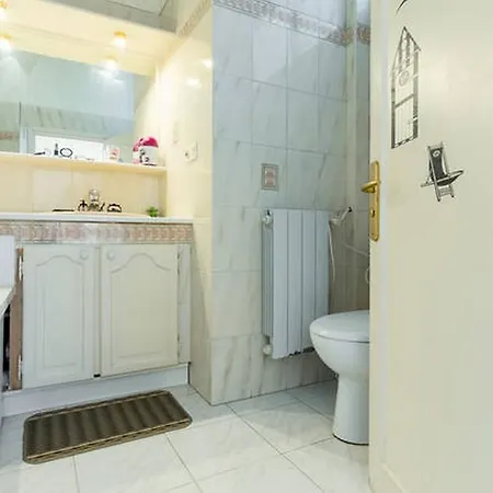 7th Floor Flat With Sea View Nice